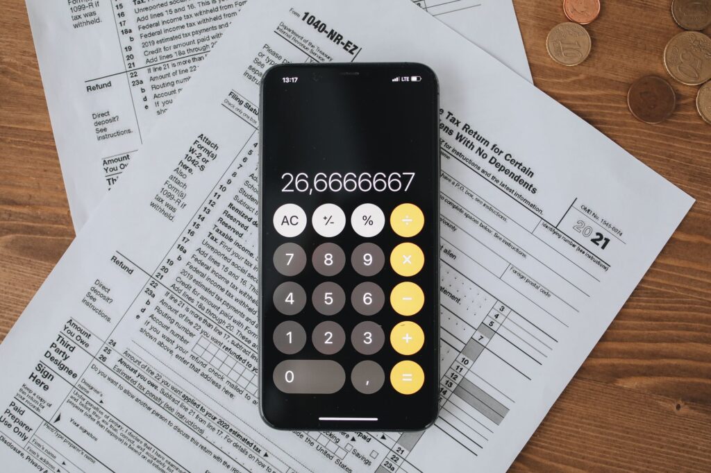 Tax Deductions vs Credits: Differences and How to Claim Both